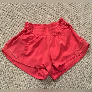 Lululemon Size 0 “Glaze Pink” 2.5” Hotty Hot Low Rise Lined Shorts